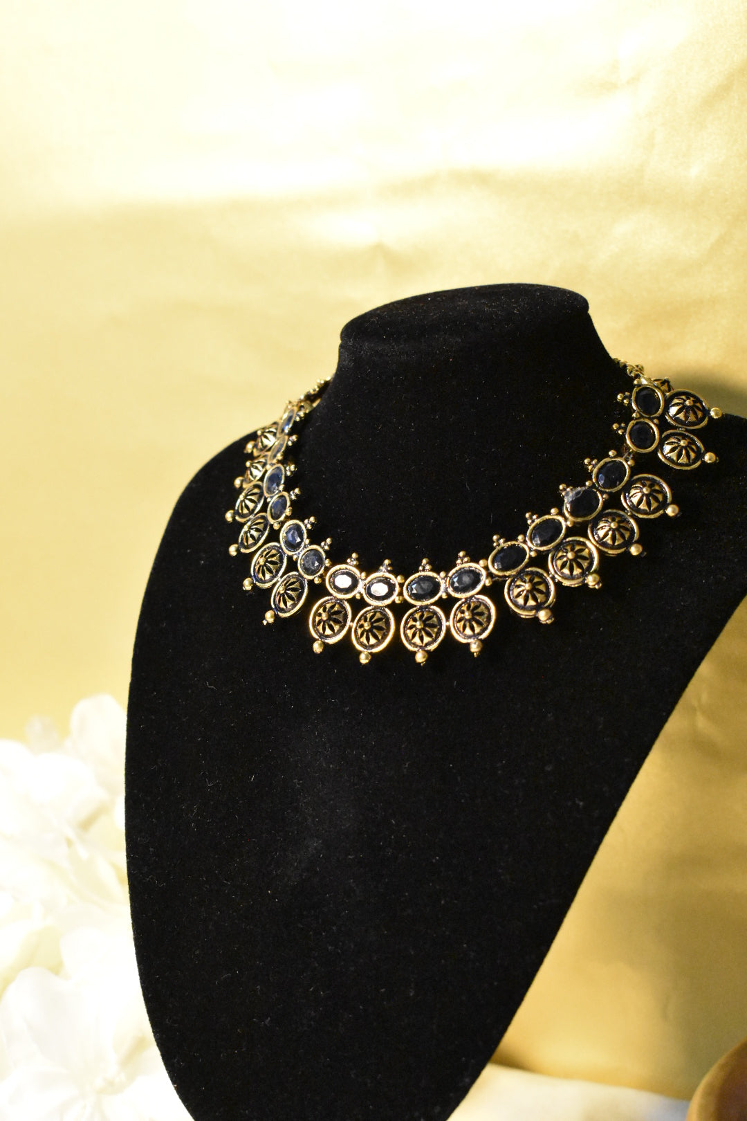Black Gold Necklace Set