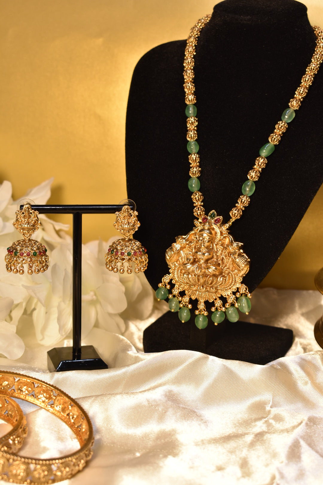Lakshmi Bead Mid Long Necklace Set