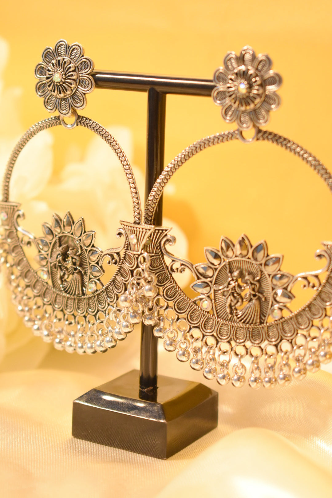 Traditional Silver Circle Earrings