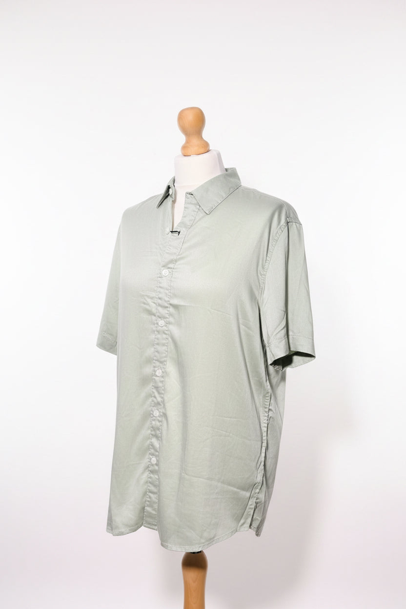US Petrol Men’s Light Green Shiny Button Down Shirt