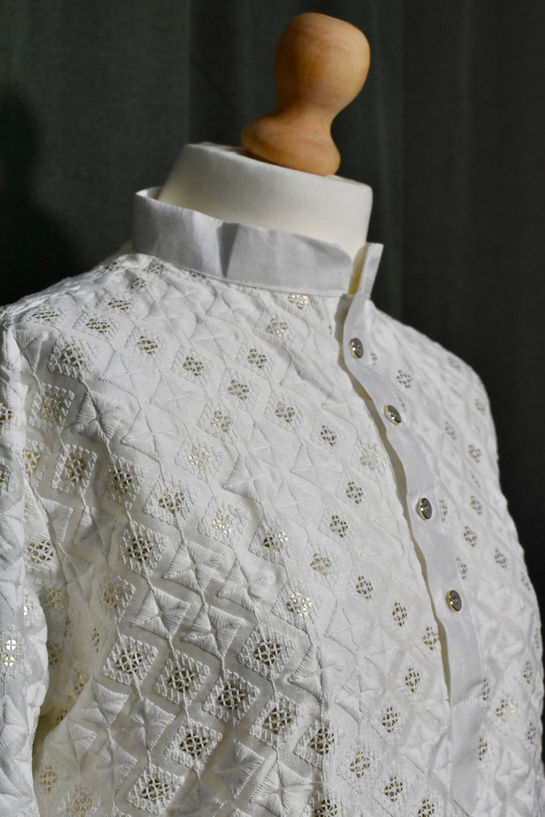 Men’s White Embroidered Silk Kurta Set