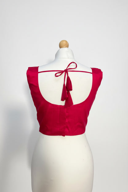 Stretchable Readymade Blouse with a tie-back design.