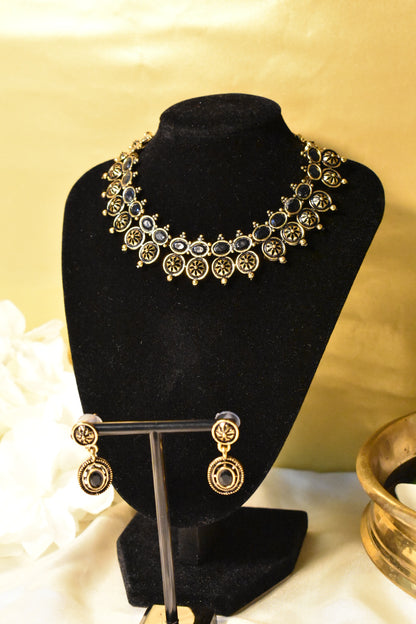 Black Gold Necklace Set