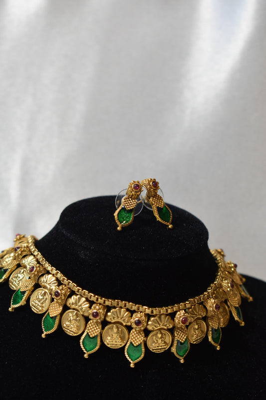 Gold Idol Choker Necklace & Earring Set