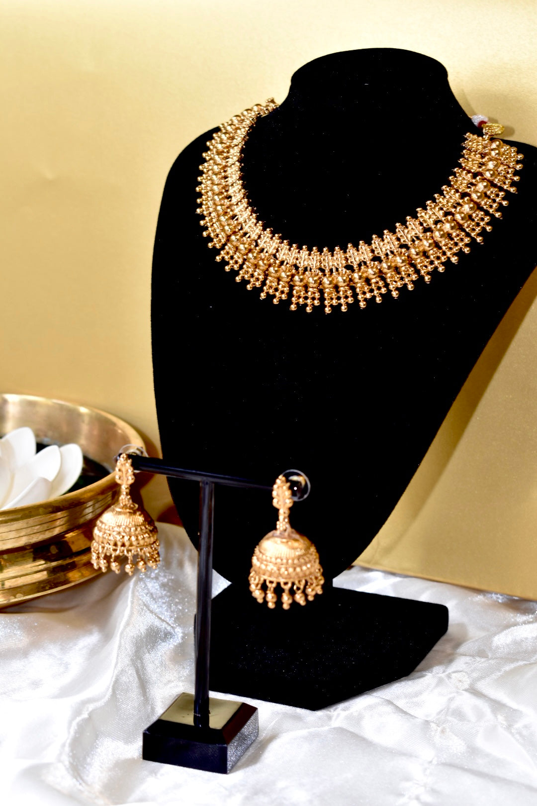 Gold-Toned Gejje Addige Gujjadi Swarna Necklace Set