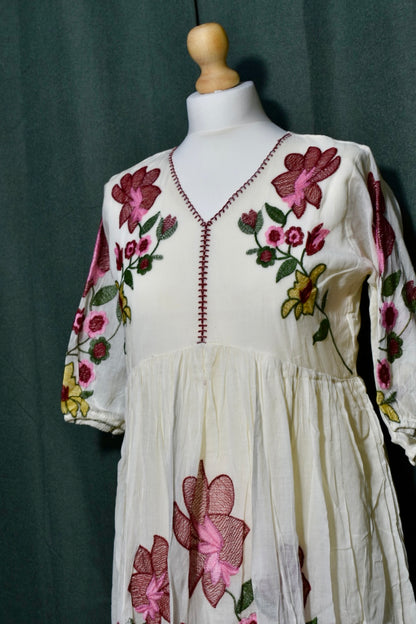 Elegant Mul Cotton Embroidered Dress