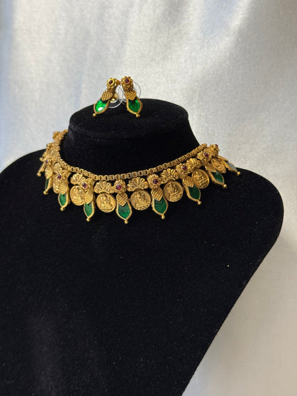 Gold Idol Choker Necklace & Earring Set